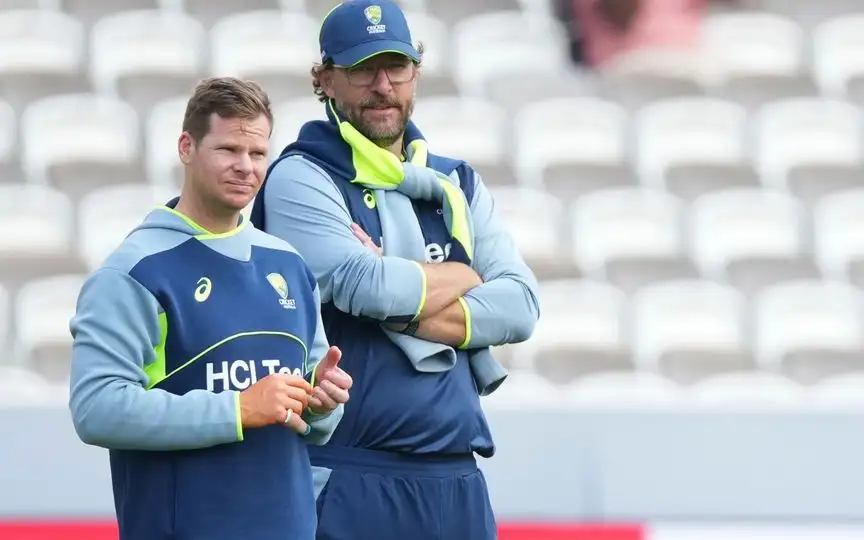 Positive News For Australia! Steve Smith Avoids Surgery As Injury Not Serious